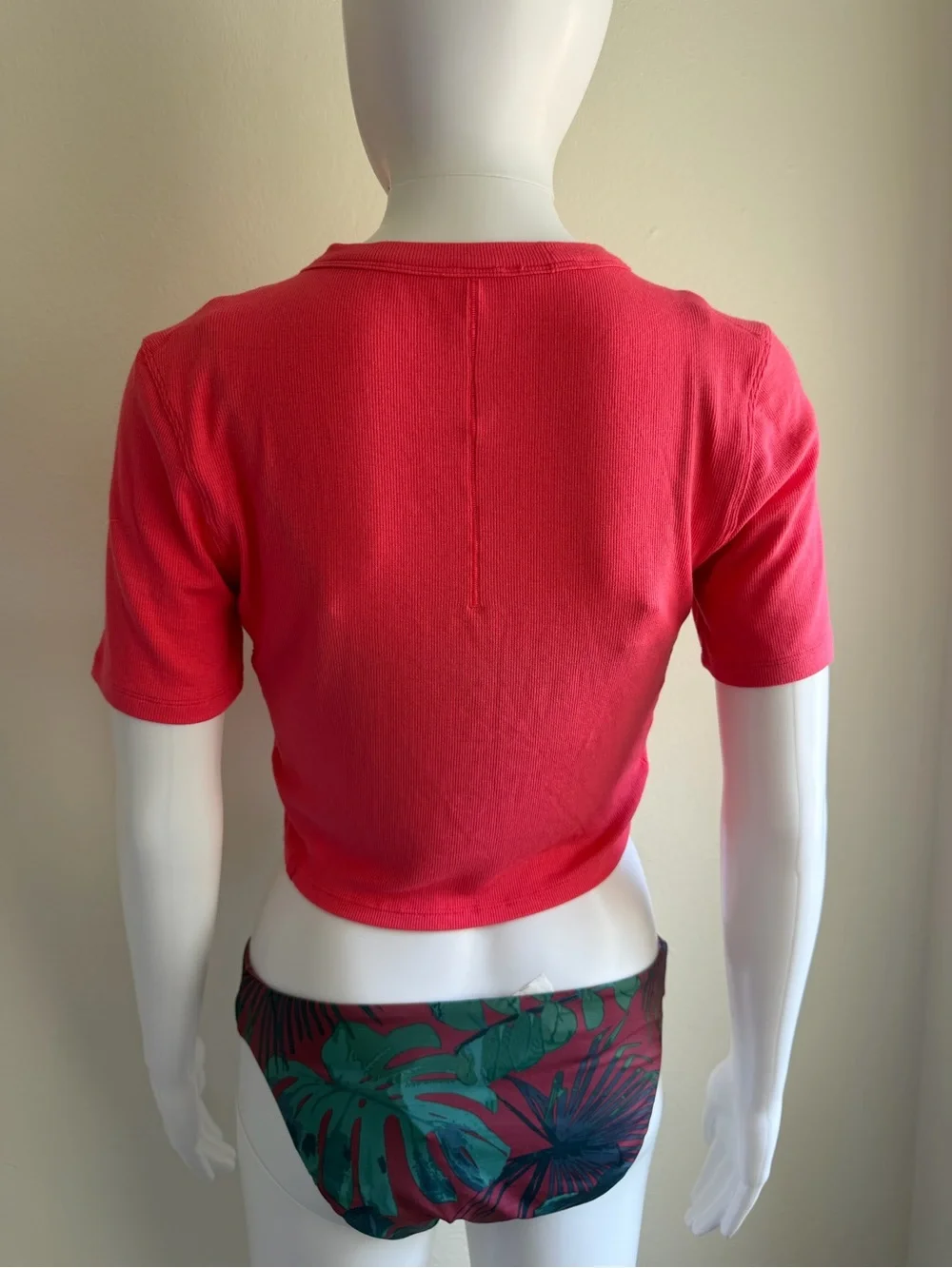 lululemon athletica Red Ribbed Short-Sleeve Crop Top